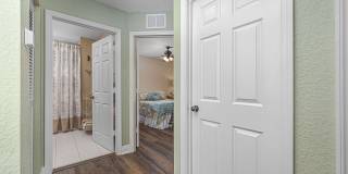 2036 SE Avon Park Drive Gallery 24