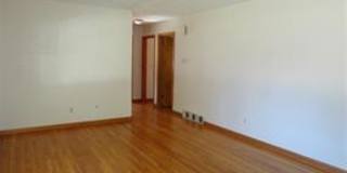 East Side 3 Bedroom Home! Gallery 5