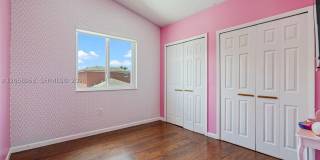 13990 SW 160th Ter Gallery 24