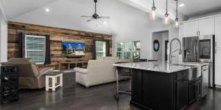 2197 SAMUEL PASS Gallery 13