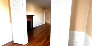 Single Family. 3-bed Home - Desireable Neighborhood! Gallery 13