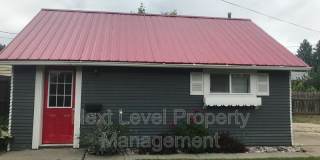 735 7th Avenue East #B Gallery 1