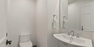253 Gravilla Street Gallery 25