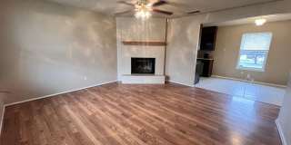 Great 3 bedroom in Killeen with washer and dryer connections and brand new carpet. Gallery 4