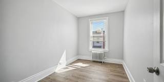 Newly Renovated 5BR/2BA Brownstone, Washer/Dryer Gallery 8