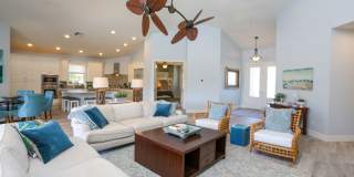 ***STUNNING POOL HOME***4BEDS / 4BATHS***GOLDEN SHORES***FURNISHED SEASONAL RENTAL*** Gallery 36