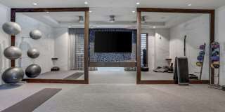 The Bryant at Buckhead Village Gallery 6