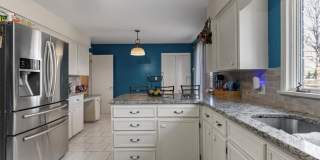 2002 17th Street Gallery 11