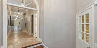 285 W Westminster Avenue Gallery 18