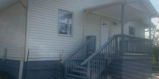 Knoxville 37920 - 3 bedroom, 1 bath home - Contact Lisa Vineyard & Shannon Russell (865)216-9334 Gallery 1