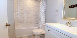 1970 Pondview Gallery 9