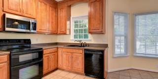 Spacious Home with 1st Floor Master! Spacious Home with 1st Floor Master! Gallery 11