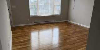 1014 Bridle Court - 1 Gallery 24