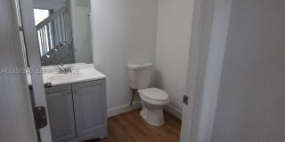 7848 NW 114th Path Gallery 4