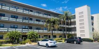 6080 80th Street North - 1Unit 301 Gallery 1