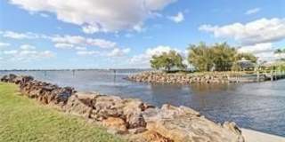 5015 Harbortown Lane Gallery 33