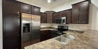 $2,100 | 3 Bedroom, 2.5 Bathroom Town Home | Pets Allowed | Available for August 1st Move-In! Gallery 4