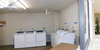 8025 SW 107 AV Gallery 13