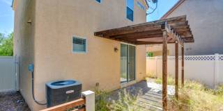 2 Story 2 Bedroom Gated Community Amazing Location Gallery 33