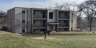 920 Summit Avenue - 204 Gallery 1