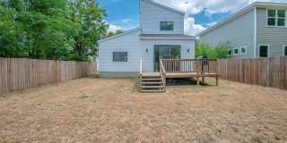 817 Potomac Gallery 36