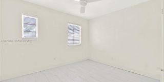 610 8th St Gallery 19
