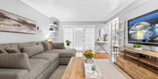 3332 SPRING Lane Gallery 1