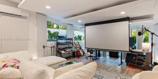 1945 Alamanda Dr Gallery 25