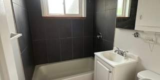 2 bedroom Single House in Denver, Montclair neighborhood Gallery 8