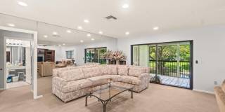 46 Stratford Lane W Gallery 10
