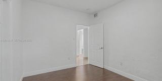 5917 SW 62nd Ter Gallery 14