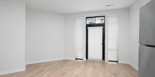 Crossline Gallery 35