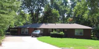 1026 Leslie Lane Gallery 1