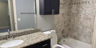 2626 East Madison Street Gallery 11