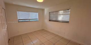 1595 NE 125th St Gallery 16