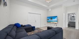 6934 Grapeview Boulevard Gallery 28