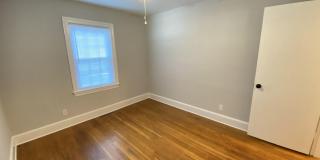 1710 S Elm Street Gallery 13