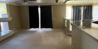 8640 Castle Hill Avenue Gallery 4
