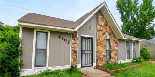 Move-in Ready! Charming 3 Bdrm - 2 Bath | Freshly Painted & Updated Gallery 1