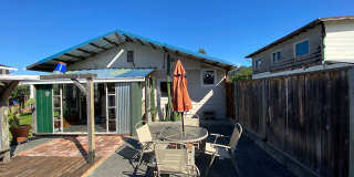 Spacious One-Bedroom Home in Blue Lake Gallery 1