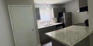 927 Applewood Lane - 1 Gallery 1