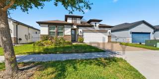 4 Bed/2 Bath, 1,924 Sqft - 34266 Radley Way Wesley Chapel, FL 33545 Gallery 3