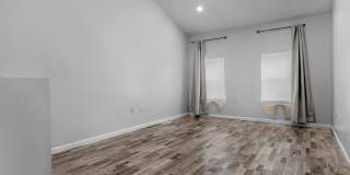 106 S REGESTER Street Gallery 15