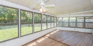 Charming 3/2 in South Austin at 290 and the Y in Oak Hill Charming 3/2 in South Austin at 290 and the Y in Oak Hill Gallery 16