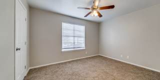 Oaks at Medical Center Gallery 41