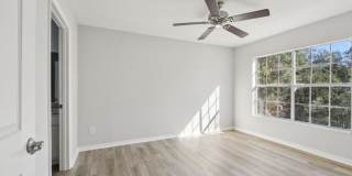 13700 Richmond Park Drive North - 12071207 Gallery 11