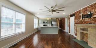 2529 E Admiral Pl - D Gallery 2