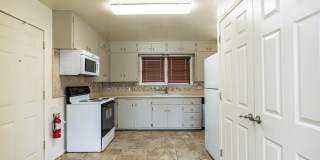 3104 49th Street Gallery 8