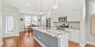 554 Amalfi Drive Gallery 8