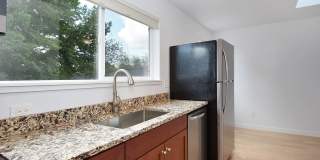 Beautiful Newer Construction (2019) 1 Bedroom/1 Bath ADU in Convenient Location (Central District) Gallery 12